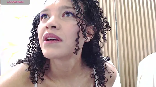 Snapshot of Jazlin_Sg chatting on 26, 5, 2026 Jazlin Sg online show from 26, 5, 2026