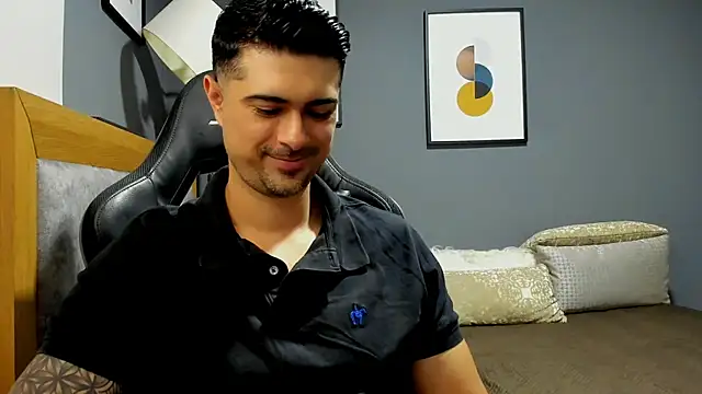 Snapshot of ZEI-001 chatting on 21, 6, 2026 ZEI-001 online show from 21, 6, 2026