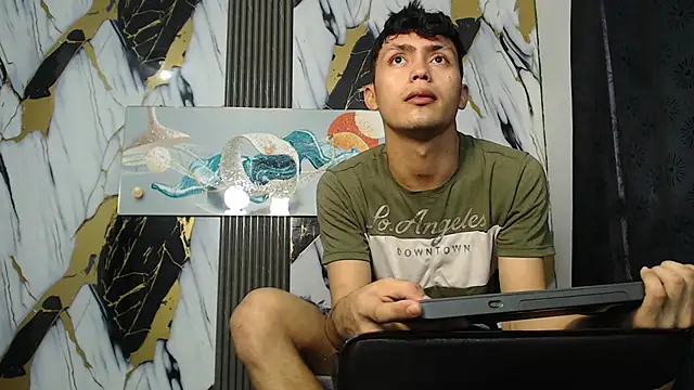 Snapshot of CAT_LOVE1 chatting on 20, 5, 2026 CAT LOVE1 online show from 20, 5, 2026