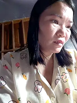 Snapshot of -Trici- chatting on 5, 6, 2026 -Trici- online show from 5, 6, 2026