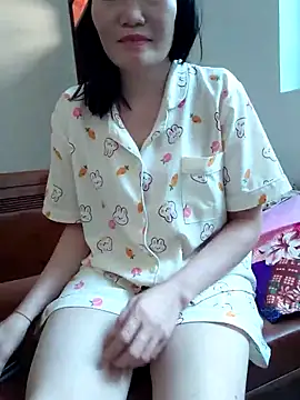 Snapshot of -Trici- chatting on 11, 6, 2026 -Trici- online show from 11, 6, 2026