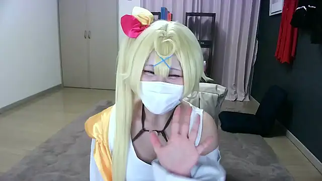 Snapshot of miachan_ chatting on 18, 5, 2026 miachan online show from 18, 5, 2026