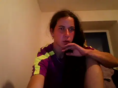 Snapshot of DanicaFey chatting on 4, 6, 2026 DanicaFey online show from 4, 6, 2026
