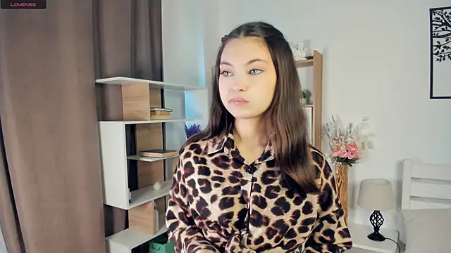 Snapshot of LupitaSolt chatting on 12, 5, 2026 LupitaSolt online show from 12, 5, 2026