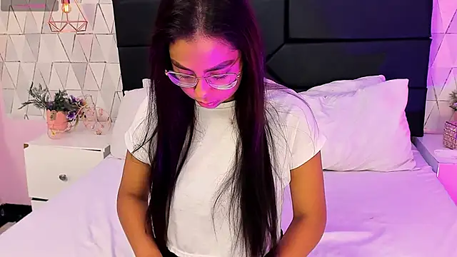 SaritaaHot online show from 9, 5, 2026