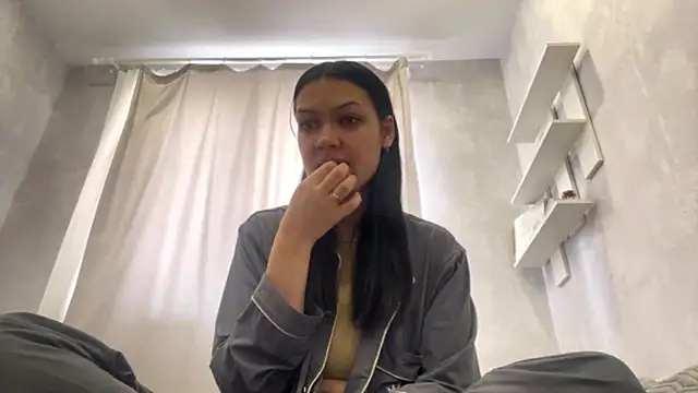 AiEsquer online show from 8, 6, 2026