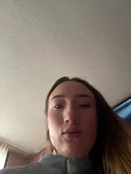 Snapshot of Valery_Salmons chatting on 1, 7, 2026 Valery Salmons online show from 1, 7, 2026