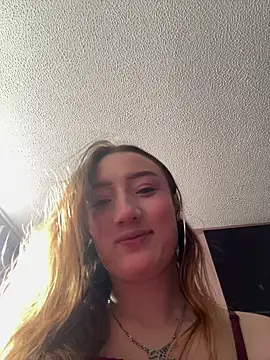 Snapshot of Valery_Salmons chatting on 7, 7, 2026 Valery Salmons online show from 7, 7, 2026