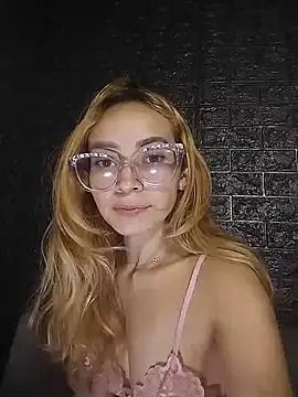 Snapshot of flacabell chatting on 4, 6, 2026 flacabell online show from 4, 6, 2026
