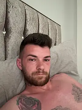 Snapshot of Horny_Micky chatting on 25, 5, 2026 Horny Micky online show from 25, 5, 2026