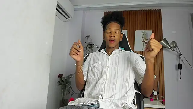 Snapshot of Afrowayuu chatting on 15, 6, 2026 Afrowayuu online show from 15, 6, 2026