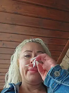 Snapshot of MILFBARBY chatting on 13, 10, 2025 MILFBARBY online show from 13, 10, 2025