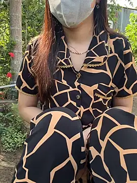 Snapshot of Emilysexy_cut chatting on 5, 6, 2026 Emilysexy cut online show from 5, 6, 2026