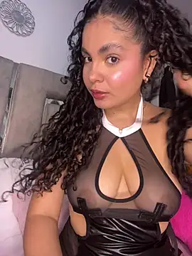 Snapshot of Yassy_11 chatting on 3, 7, 2026 Yassy 11 online show from 3, 7, 2026