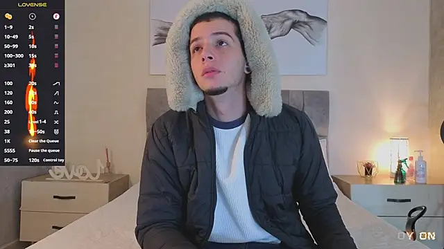 Snapshot of isaacblaze_ chatting on 1, 7, 2026 isaacblaze online show from 1, 7, 2026