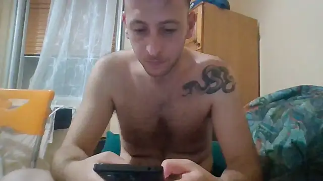 Snapshot of VincentZe99 chatting on 11, 7, 2026 VincentZe99 online show from 11, 7, 2026