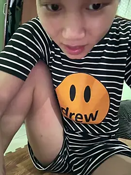 Snapshot of Vi_sexyy chatting on 2, 7, 2026 Vi sexyy online show from 2, 7, 2026