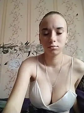 Snapshot of -VictoriaJohnson- chatting on 7, 7, 2026 -VictoriaJohnson- online show from 7, 7, 2026
