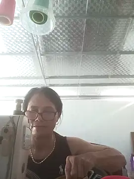 Vieekee online show from 15, 7, 2026