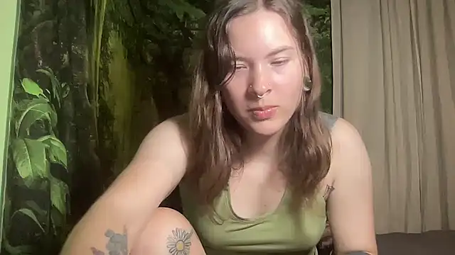 mo0ngoddess online show from 20, 9, 2025