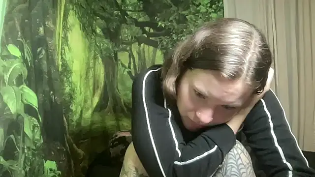 mo0ngoddess online show from 28, 10, 2025