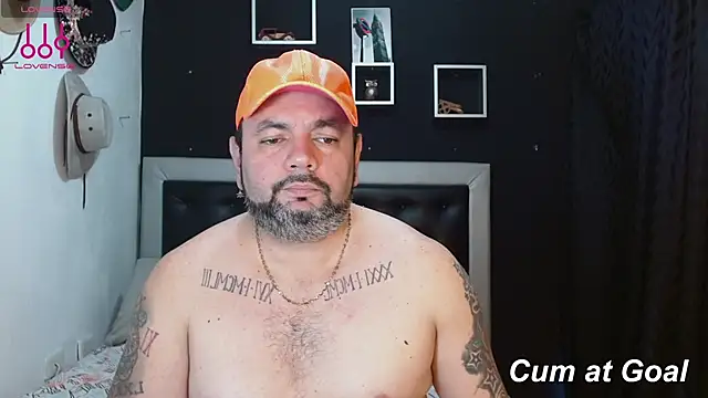 Snapshot of perverseveteranmanxxx chatting on 13, 1, 2025 perverseveteranmanxxx online show from 13, 1, 2025