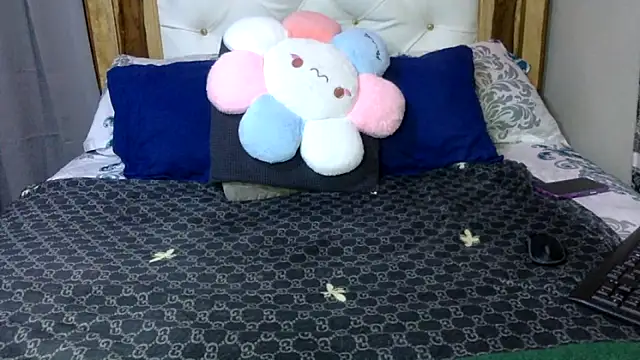 creamyamber online show from 13, 2, 2026