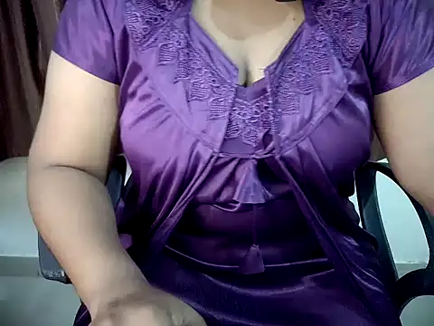 Snapshot of MALLU_WAVEZZZ chatting on 9, 6, 2026 MALLU WAVEZZZ online show from 9, 6, 2026