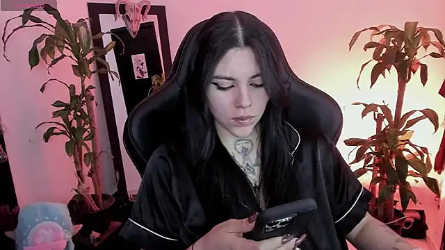 MissCharlottte 18 online show from 2, 7, 2026