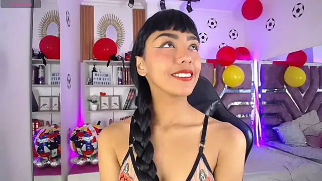 Snapshot of Violett_Gardenn chatting on 25, 6, 2026 Violett Gardenn online show from 25, 6, 2026