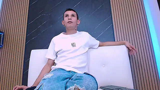 Isak Berekoa online show from 19, 5, 2026