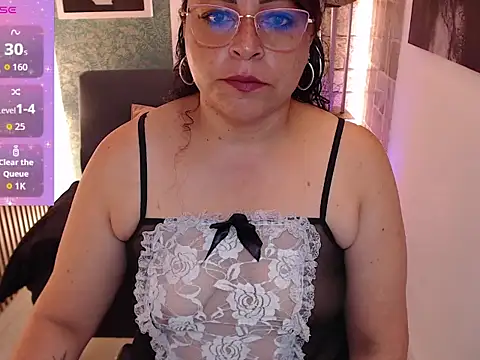 Snapshot of kamy_loort chatting on 12, 5, 2026 kamy loort online show from 12, 5, 2026