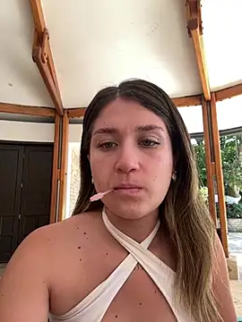 IsabelleMilan online show from 19, 6, 2026