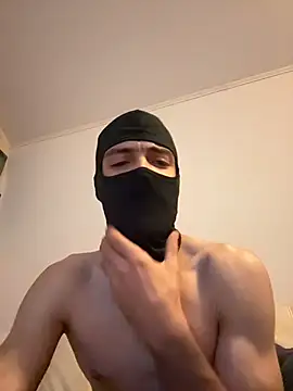 Snapshot of Z-man- chatting on 12, 5, 2026 Z-man- online show from 12, 5, 2026