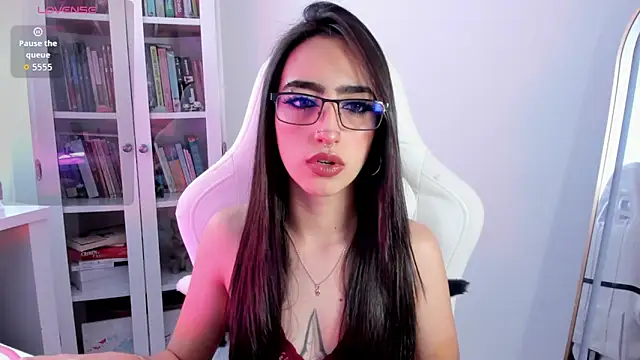 Snapshot of AgathaBlair chatting on 13, 6, 2026 AgathaBlair online show from 13, 6, 2026