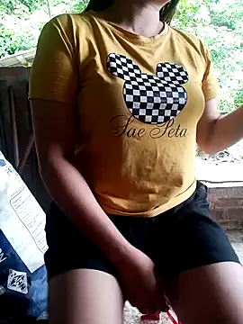 Snapshot of _YouAreMySunShine_ chatting on 9, 6, 2026 YouAreMySunShine online show from 9, 6, 2026