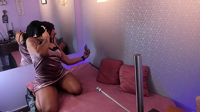 Snapshot of Nattasha_Pink chatting on 14, 6, 2026 Nattasha Pink online show from 14, 6, 2026