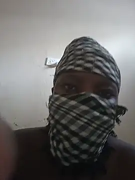Snapshot of HlamiLuenel chatting on 3, 6, 2026 HlamiLuenel online show from 3, 6, 2026