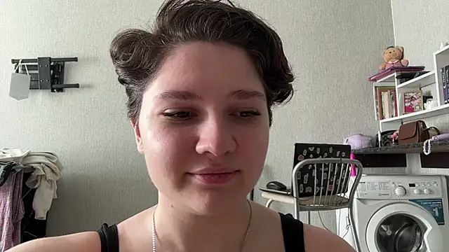 Snapshot of LizCumens chatting on 15, 5, 2026 LizCumens online show from 15, 5, 2026