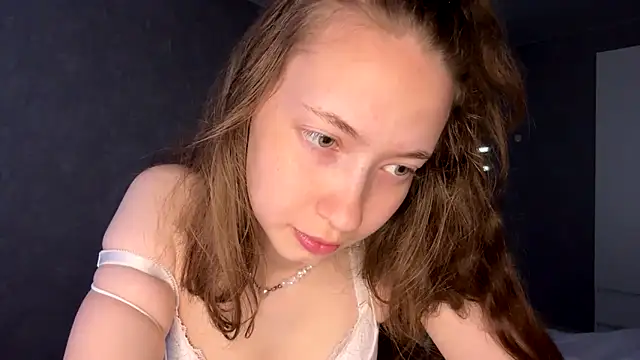 Snapshot of Emily_Mur_ chatting on 17, 6, 2026 Emily Mur online show from 17, 6, 2026