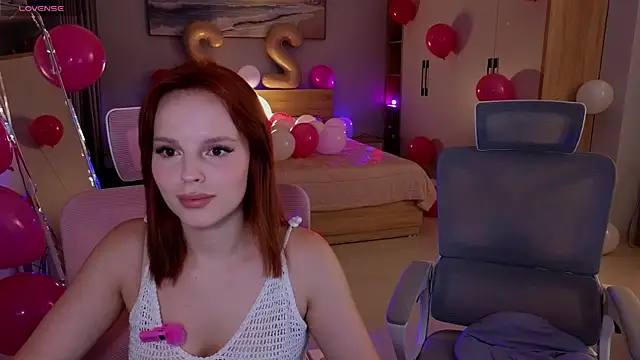 MoonkissGirls online show from 14, 5, 2026