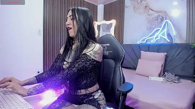 Kiara tay online show from 20, 5, 2026