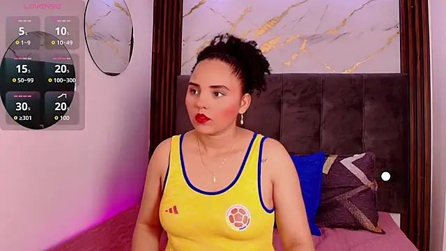 Snapshot of Sol__Latina chatting on 19, 6, 2026 Sol Latina online show from 19, 6, 2026