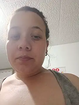 Snapshot of amaia_15 chatting on 3, 6, 2026 amaia 15 online show from 3, 6, 2026