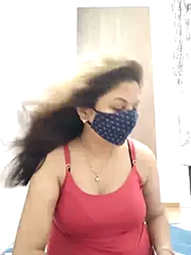 Snapshot of hot_kiran2000 chatting on 21, 6, 2026 hot kiran2000 online show from 21, 6, 2026