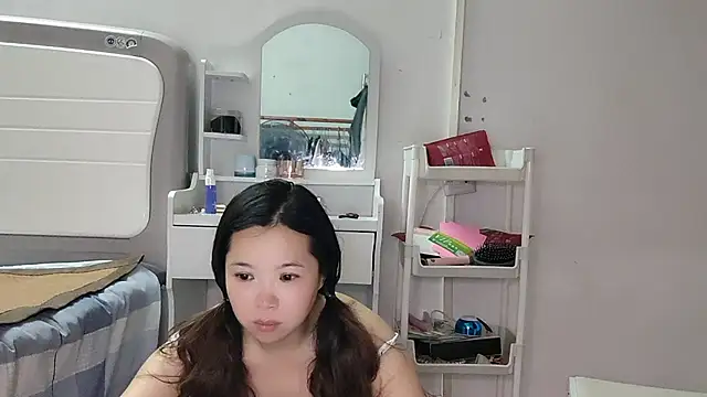 F-Yingying online show from 25, 5, 2026