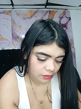 Snapshot of luxuryluna chatting on 10, 6, 2026 luxuryluna online show from 10, 6, 2026