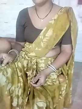 Snapshot of Hindicouple1 chatting on 5, 7, 2026 Hindicouple1 online show from 5, 7, 2026