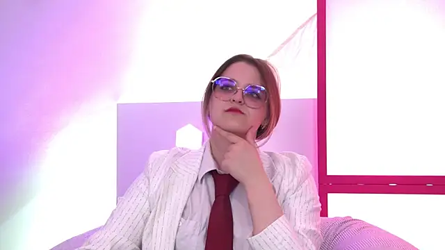 Snapshot of AlexaAvery chatting on 27, 5, 2026 AlexaAvery online show from 27, 5, 2026