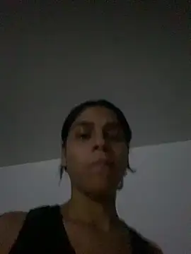 Snapshot of Saray_queen1 chatting on 1, 7, 2026 Saray queen1 online show from 1, 7, 2026